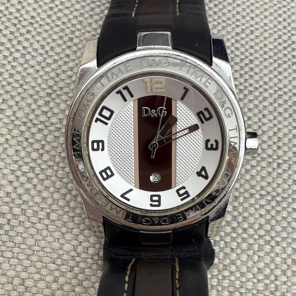 D&G Watch - Picture 4 of 4